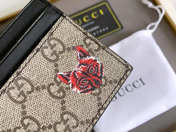 グッチ財布コピー側面デザイン